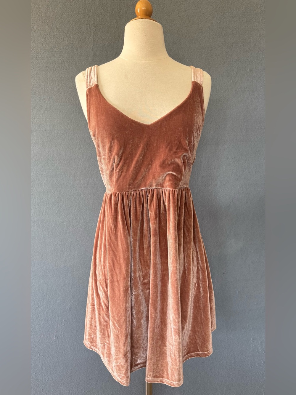 Saltwater Luxe Velvet Mini Dress Medium Pink Blush Tie Back Open Back Boho - Picture 3 of 11